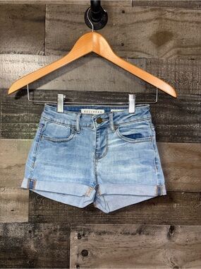 Bullhead Super Strech Shorty Denim Shorts teen 22” Waist